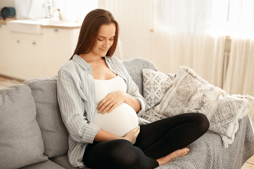 Rehat yang kerap akan membantu wanita hamil melegakan sakit belakang di kawasan lumbar